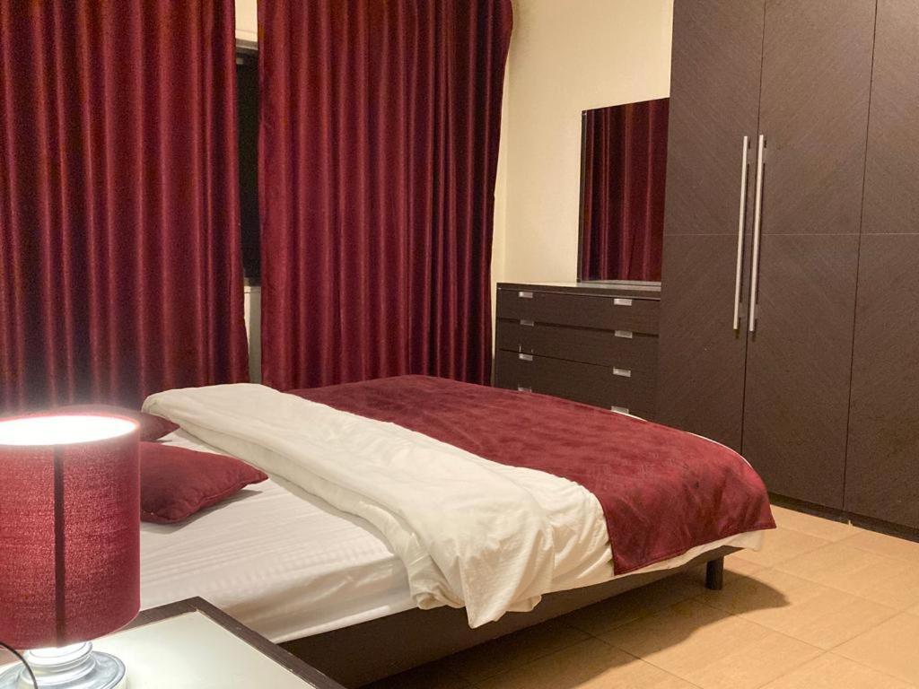 עמאן Uptown Hotel Apartment מראה חיצוני תמונה