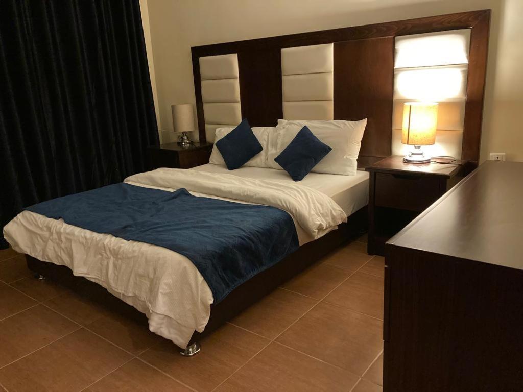 עמאן Uptown Hotel Apartment מראה חיצוני תמונה