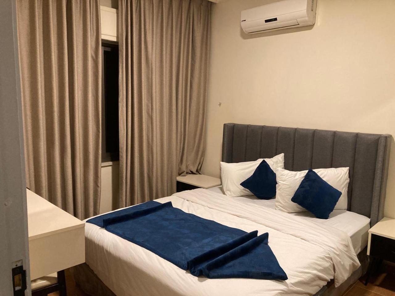 עמאן Uptown Hotel Apartment מראה חיצוני תמונה