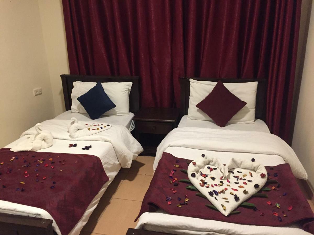 עמאן Uptown Hotel Apartment מראה חיצוני תמונה